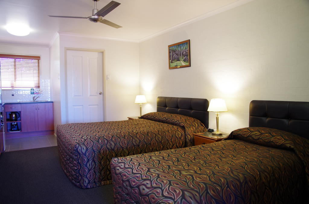 Stannum Lodge Motor Inn Станторп Номер фото
