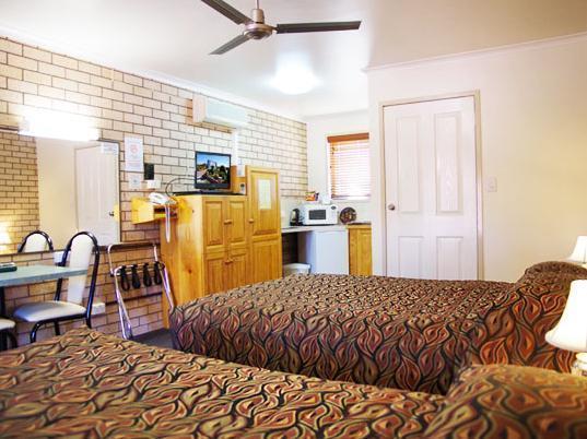 Stannum Lodge Motor Inn Станторп Екстер'єр фото